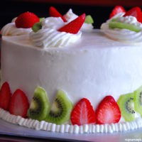 Sponge Cake with Fresh Fruit and Whipped Cream 1 200x200 The Lightest Sponge Cake Recipe   Best For Layered Soft Cakes