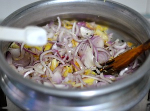 nadan chicken curry - add salt