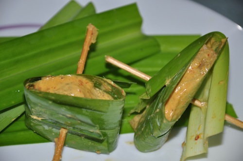 pandanchickmarinade Thai Pandan Chicken Recipe   Gai Hor Bai Toey [ไก่ห่อใบเตย]