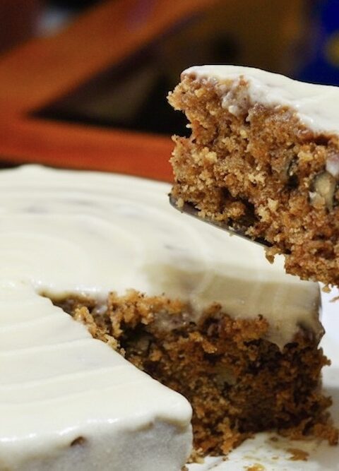 CLASSIC CARROT CAKE