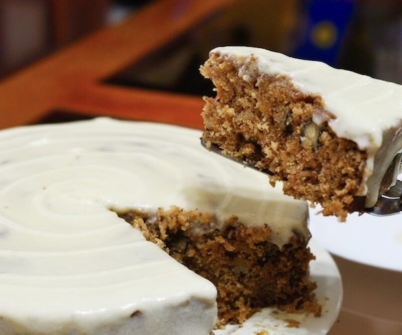 CLASSIC CARROT CAKE