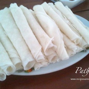 pathiri1 300x300 How to make Idiyappam   String Hoppers   Rice Flour Steamed Noodle