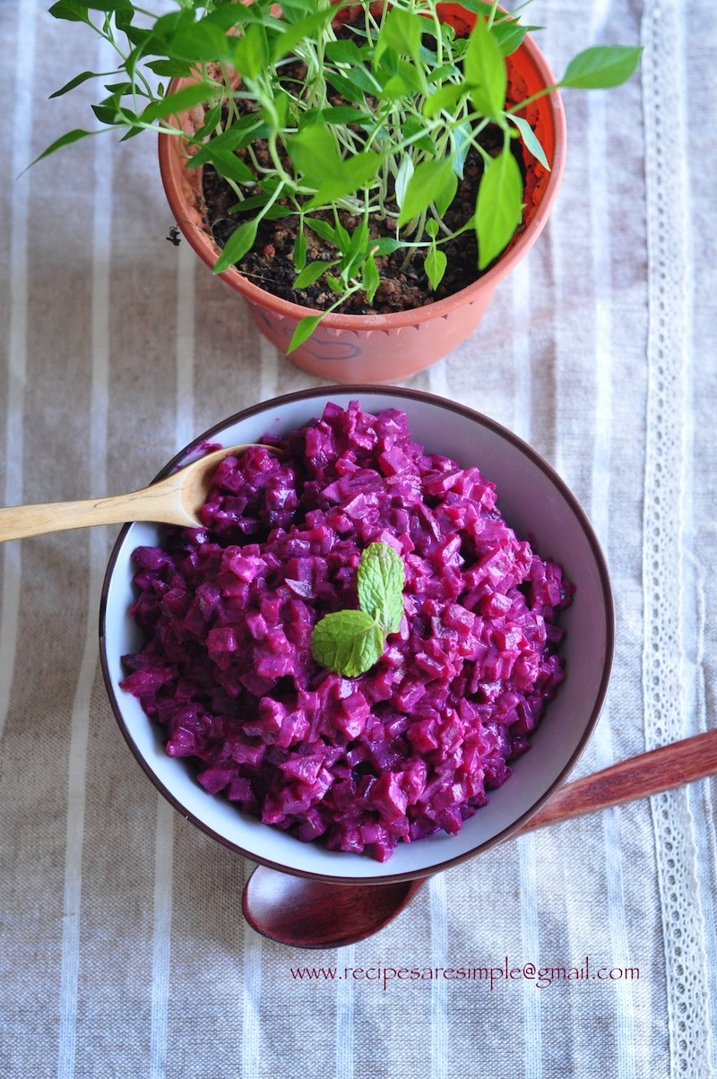 Shamandar Bi Tahini – Middle Eastern Beetroot Dip with Sesame Sauce