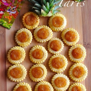 pinepple tarts 300x300 Dessert Recipes   Sweet Snacks   Cookies