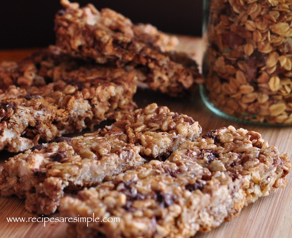 S’mores Granola Bars Made at Home!