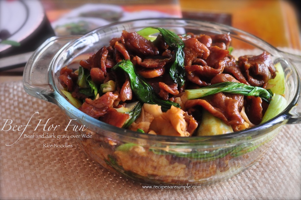 Beef Hor Fun – Flat Rice Noodle Stir Fry with Beef in Dark Sauce