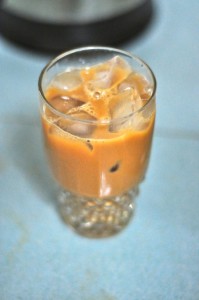 cafe sua da 199x300 Vietnamese Coffee Recipe   Iced Coffee (Cà phê sữa đá ) or Hot (Cà phê sữa nóng)