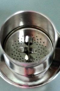 lower insert 199x300 Vietnamese Coffee Recipe   Iced Coffee (Cà phê sữa đá ) or Hot (Cà phê sữa nóng)