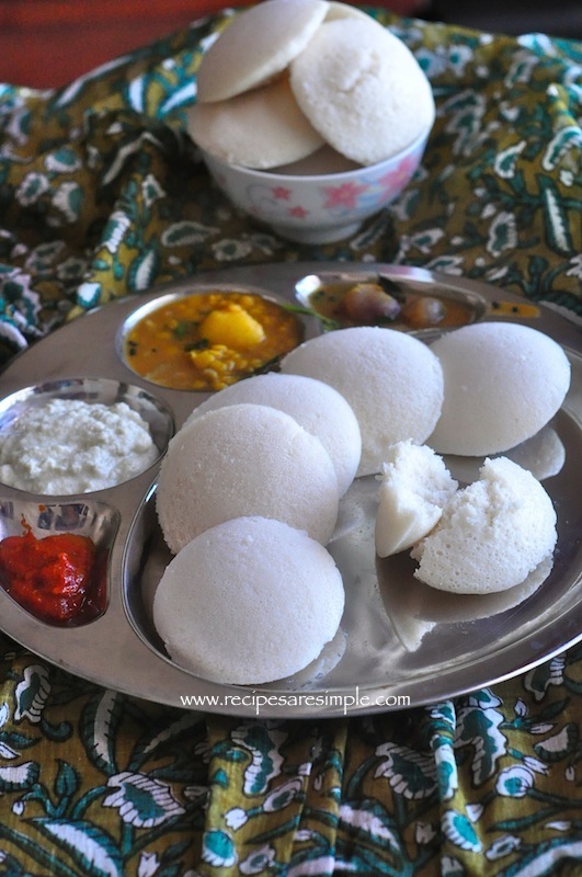 soft idli 1 Soft Idli Recipe   Make Spongy Perfect Idli   using Poha / Aval and Idli Rava