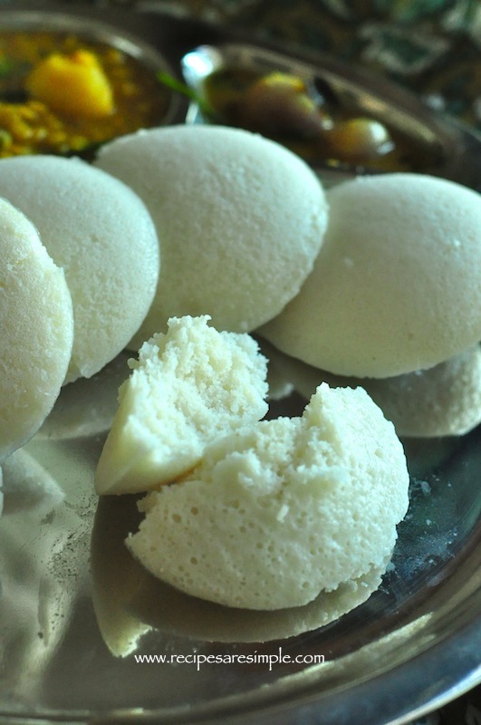 soft idli 3 Soft Idli Recipe   Make Spongy Perfect Idli   using Poha / Aval and Idli Rava