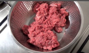home made beef burger mince meat in bowl 300x181 Home Made Beef Burger with Smokey Beef Patties 