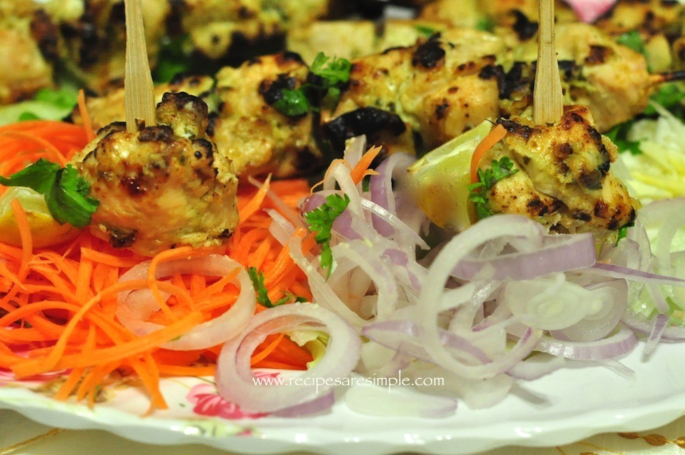 Malai Tikka Kebab – Chicken Skewers Marinated in Cream cheese – YUMMY!