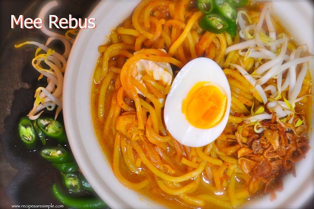 Mee Rebus | Curried Noodles in Sweet Potato Based Gravy
