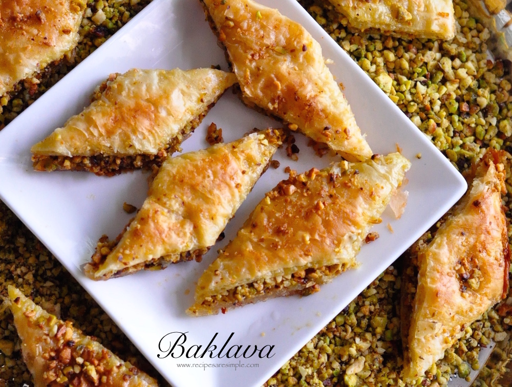 baklava with pistachio and cashew nuts Baklava with Pistachio and Cashew Nut