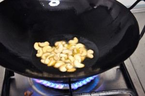 cashews for green chili fried rice
