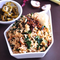 Chakka Kinnathappam – Steamed Jackfruit Rice Cake