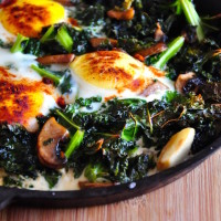 baked eggs and kale with mushroom 200x200 Vegetarian and Egg Recipes