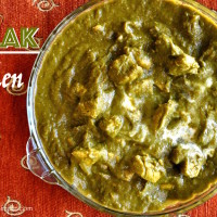 palak chicken 200x200 Delicious Chicken Recipes