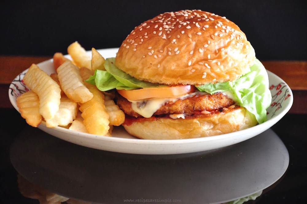 Bbq Chicken Burger with Homemade Barbecue Sauce recipe Bbq Chicken Burger with Homemade Barbecue Sauce
