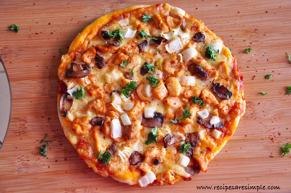 Fiery Chicken and Mushroom Pizza Recipesaresimple 1 Fiery Chicken and Mushroom Pizza