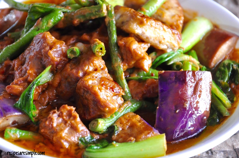 Filipino beef kare kare Beef Kare Kare | Filipino Stewed Beef in Peanut Butter Sauce