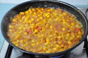 punjabi chole bhature 19 300x199 Punjabi Chole Bhature | Chickpeas with Fried Leavened Bread