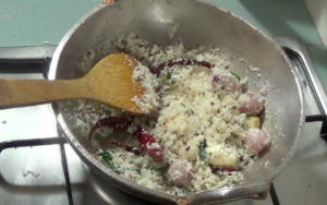varutharacha kadala curry - coconut 2