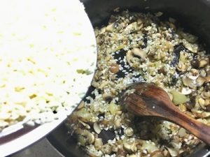 mushroom risotto recipe 8 300x225 Mushroom Risotto   Risotto ai Funghi   Italy Part one