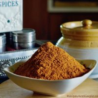 homemade meat masala powder recipe 200x200 Authentic North Indian Garam Masala Recipe