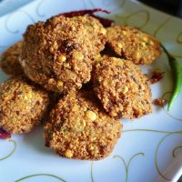 Parippu Vada (Lentil Fritters)