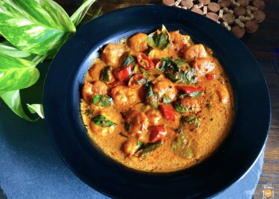 Basil Coconut Prawn Curry