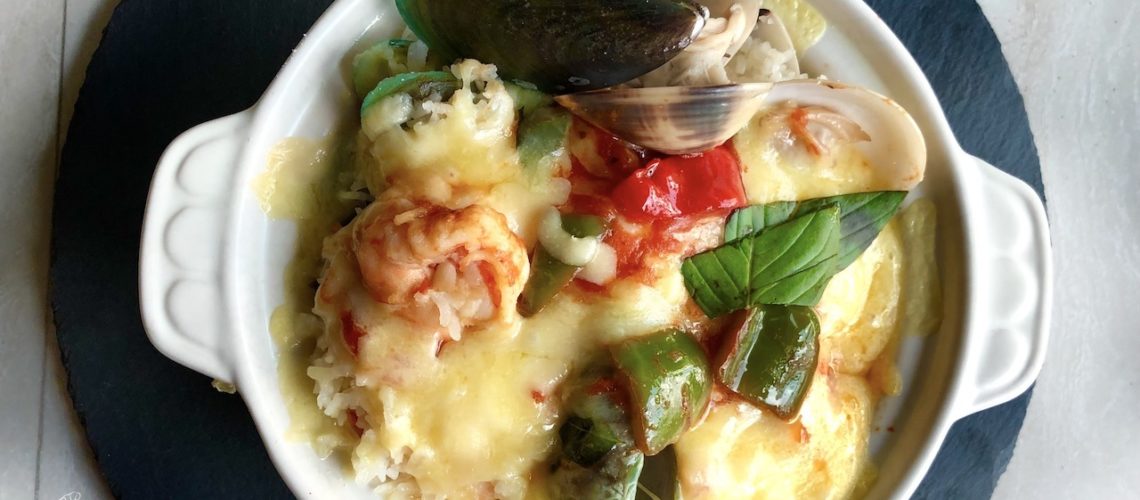 Cheesy Seafood Baked Rice - Recipes are Simple