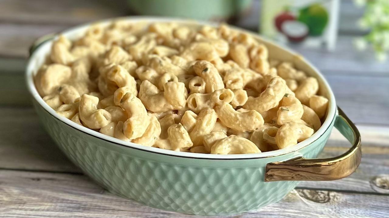 Creamy Coconut Mac and Cheese (Vegan) - Recipes are Simple