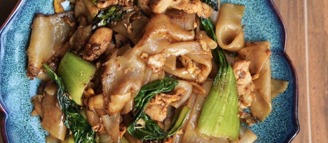 Pad See Ew – Thai Stir-Fried Noodles